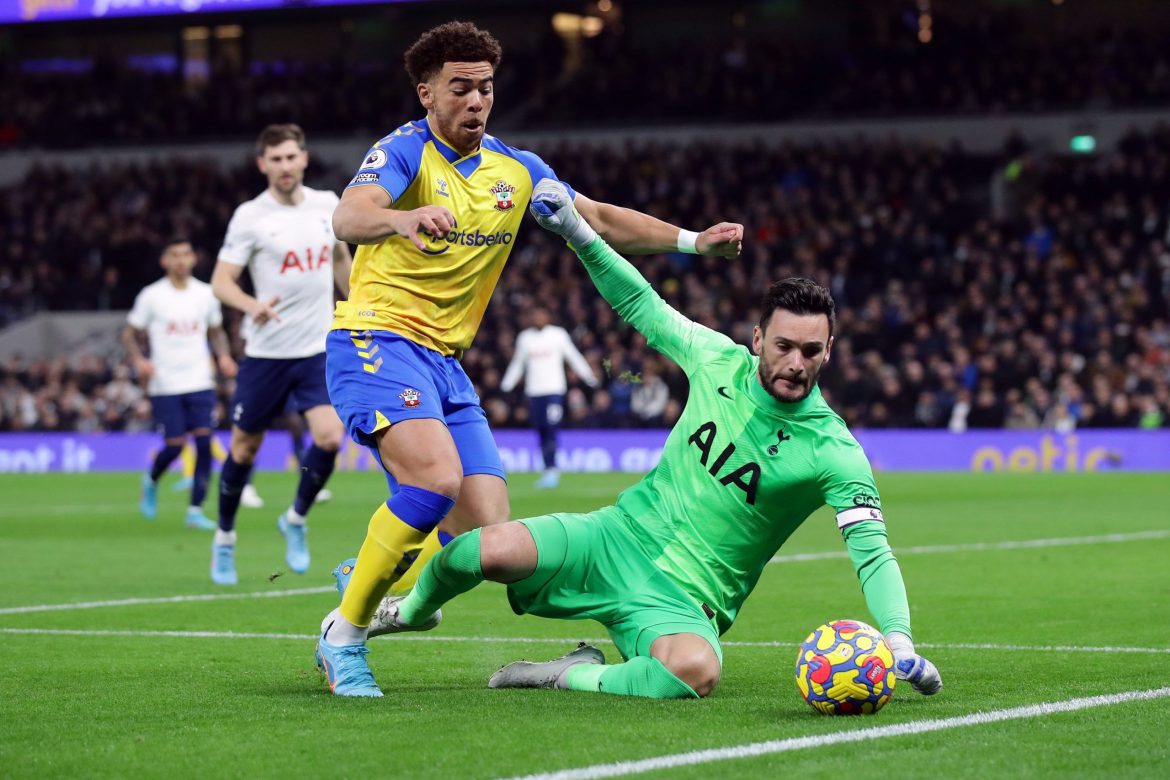 Nottingham Forest must land Che Adams