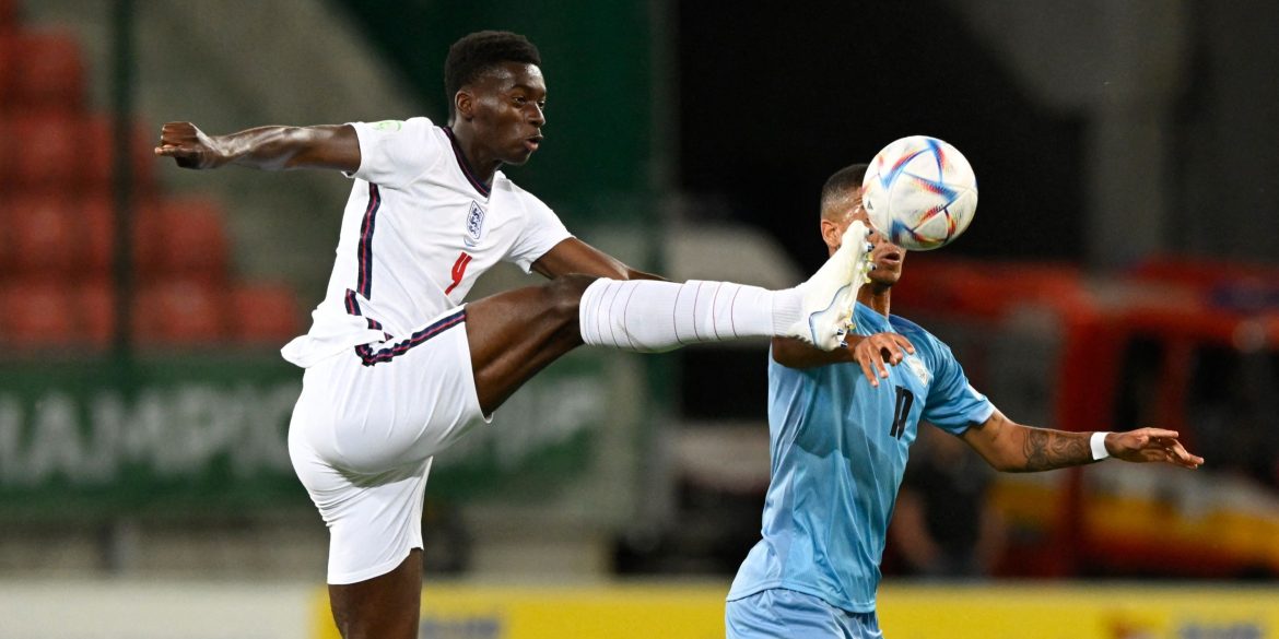 Everton already lining up Dyche’s next priority signing after Iroegbunam